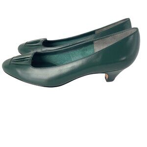 Vintage Naturalizer Hunter Green Leather Pumps Kitten Heel Size 8AA 1990s NOS
